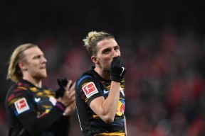 爱游戏网址 -包含风云突变！莱比锡今夜复出首秀，欧联版图或变，质疑声仍在，团队化学反应显著的词条