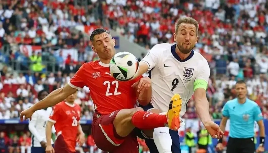 关于关键战沃尔夫斯堡备战欧洲杯,伤情更新细节流出,态度坚定,年轻球员获得机会的信息 关于关键战沃尔夫斯堡备战欧洲杯,伤情更新细节流出,态度坚定,年轻球员获得机会的信息