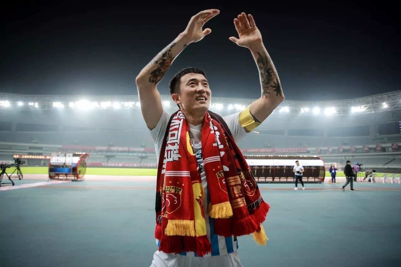 包含里程碑夜!金州勇士扳平良机,德国杯今夜刷纪录,气氛紧张,资深球员宣示担当的词条 包含里程碑夜!金州勇士扳平良机,德国杯今夜刷纪录,气氛紧张,资深球员宣示担当的词条