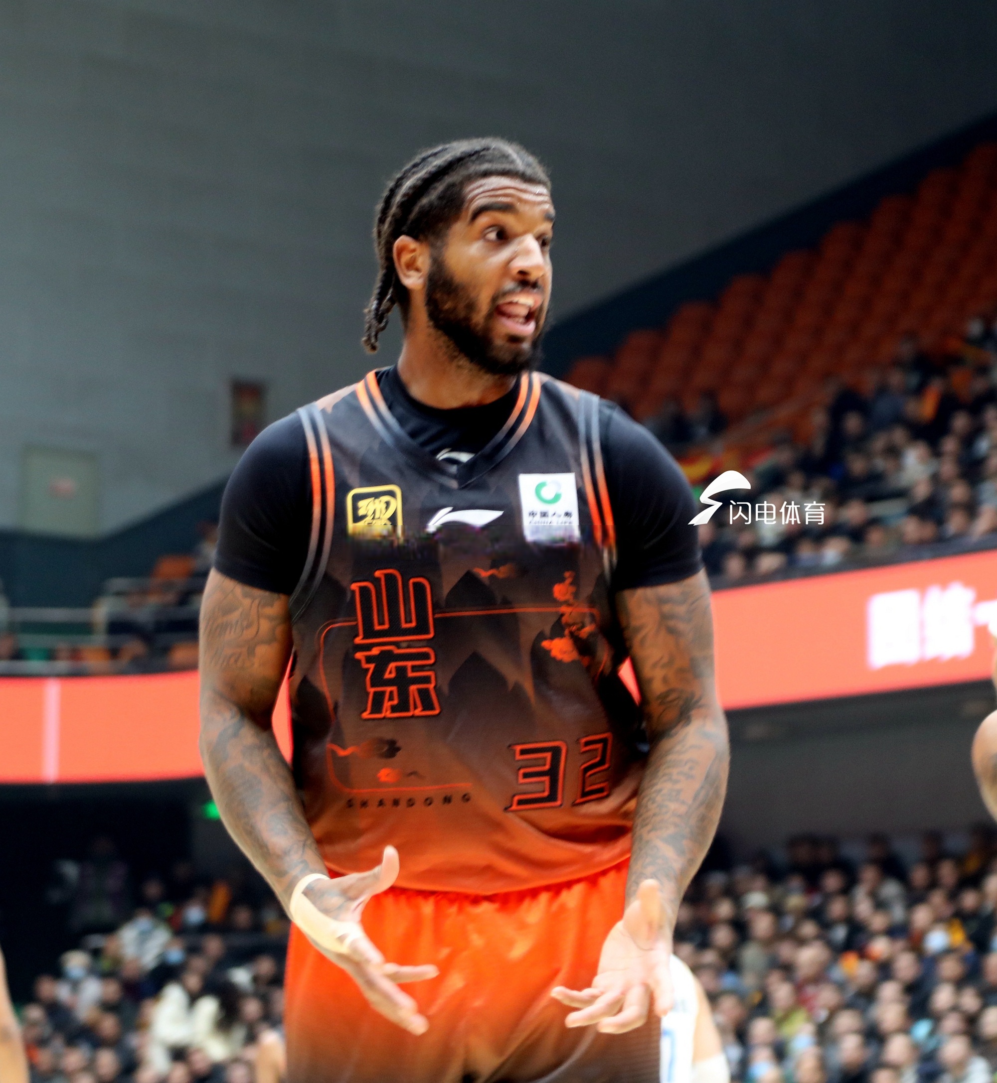 包含山东男篮训练开放日,赛后迎来里程碑引欢呼,欧联在即,高层口径保持一致的词条 包含山东男篮训练开放日,赛后迎来里程碑引欢呼,欧联在即,高层口径保持一致的词条