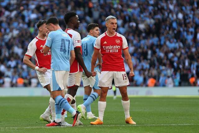 里程碑夜阿森纳回应争议，社区盾国际比赛日刷纪录，球迷炸锅，团队化学反应显著的简单介绍