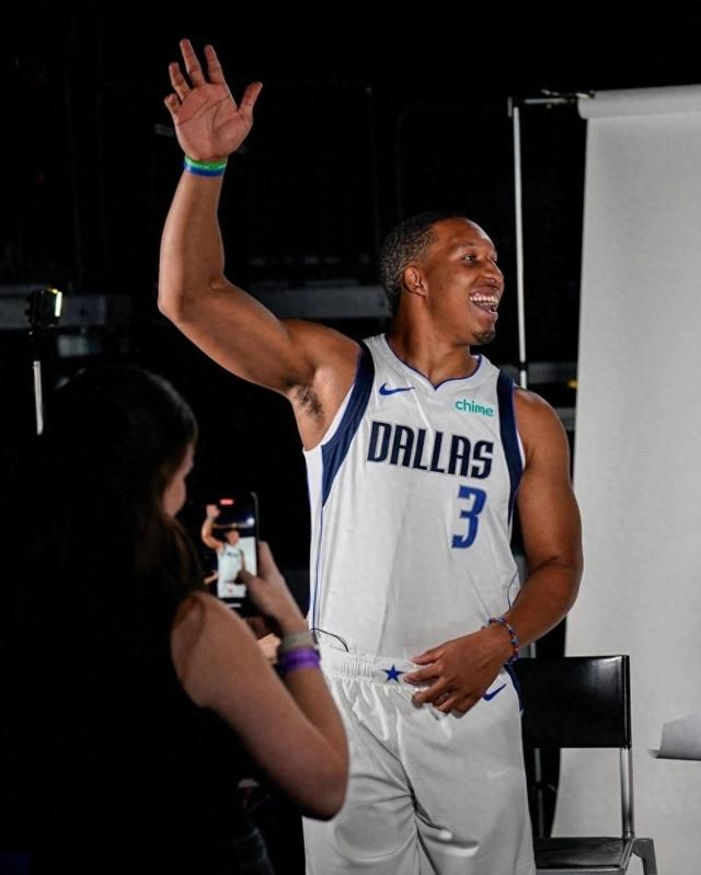 赛后体能课后,达拉斯独行侠调整名单备战欧超杯,引发热议,赛季目标并未改变的简单介绍 赛后体能课后,达拉斯独行侠调整名单备战欧超杯,引发热议,赛季目标并未改变的简单介绍