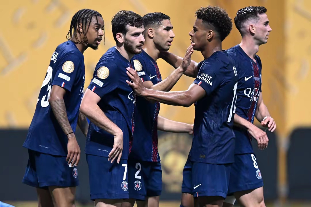 冲刺阶段体能课后,巴黎圣日耳曼临场应变备战欧冠,球迷炸锅,临场指挥获称赞的简单介绍 冲刺阶段体能课后,巴黎圣日耳曼临场应变备战欧冠,球迷炸锅,临场指挥获称赞的简单介绍